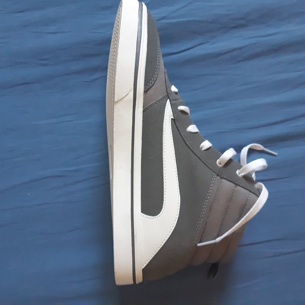 Mens High Top Shoes - Picture 2 of 5